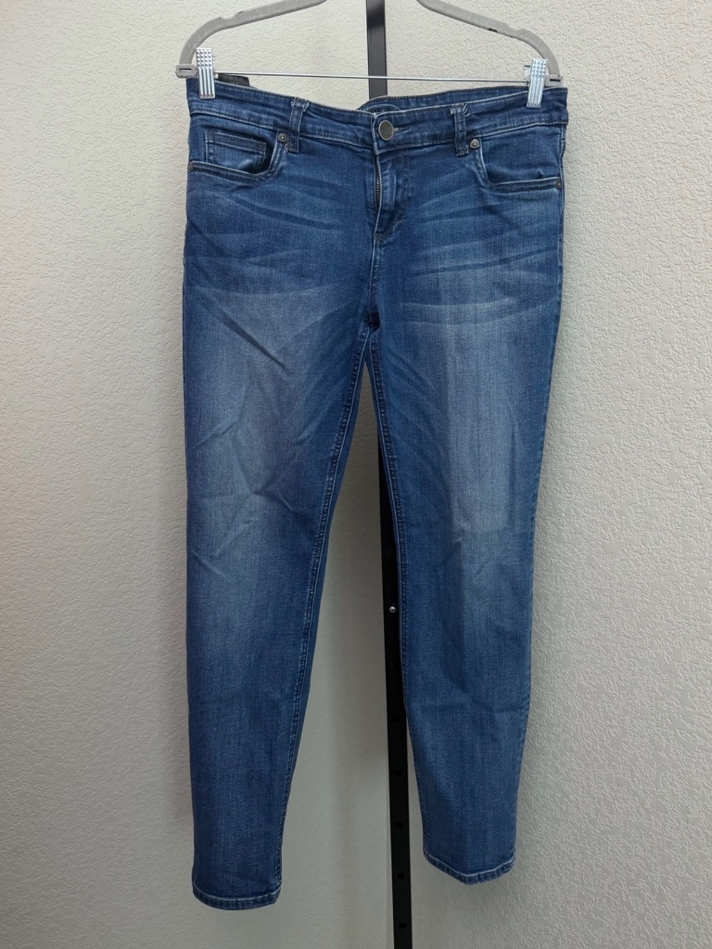 KUT From The Kloth Catherine Slouchy Boyfriend Medium Wash Blue Skinny Jean
